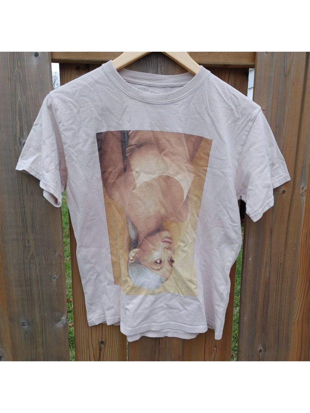 Ariana Grande x H&M Sweetner Tour T-Shirt Size XS